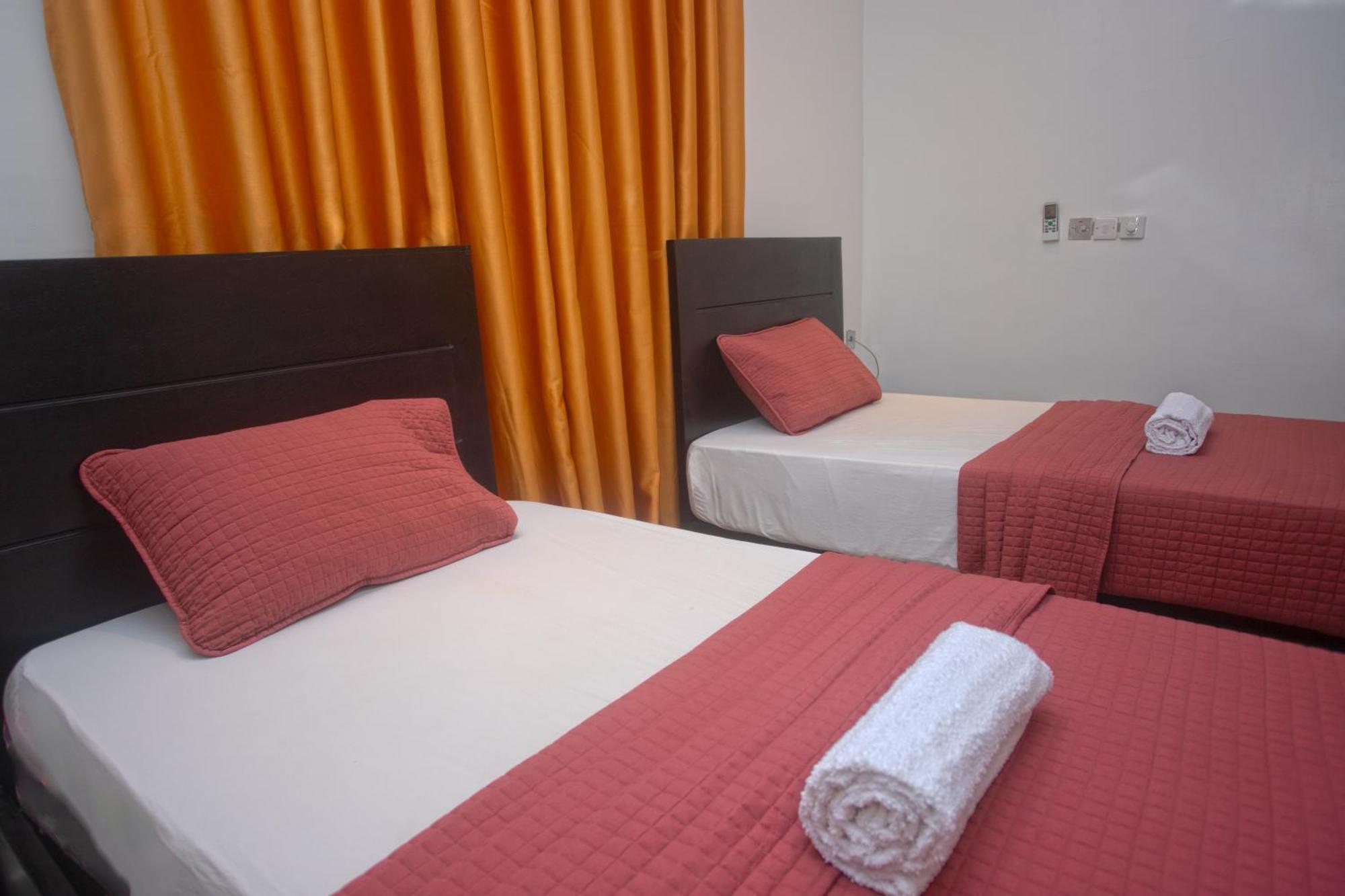 Labev Hotel คูมาซี ภายนอก รูปภาพ