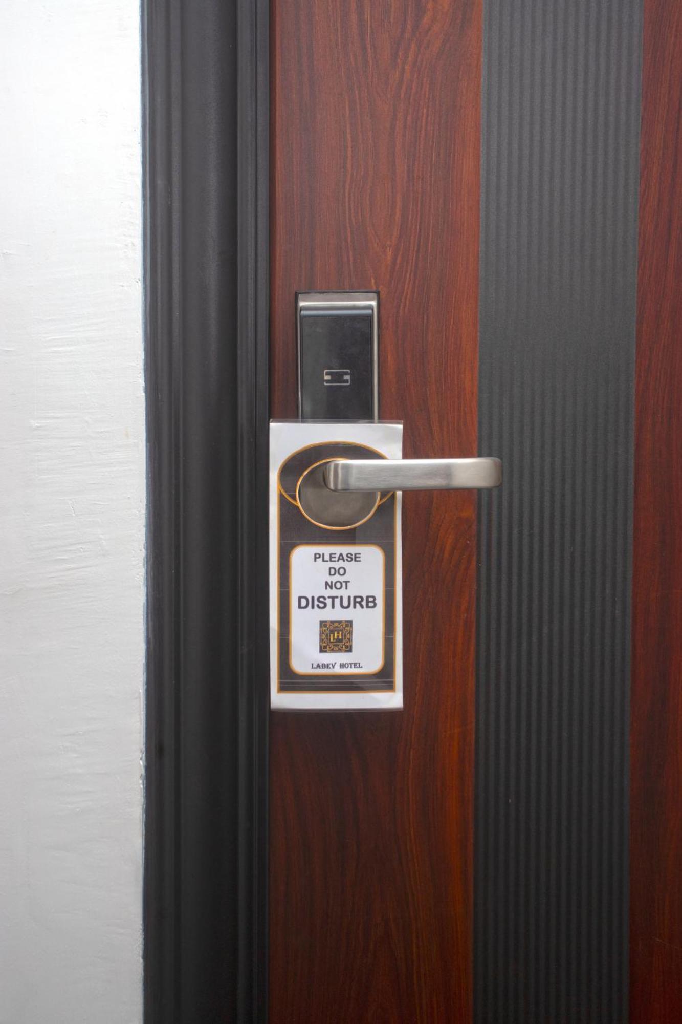 Labev Hotel คูมาซี ภายนอก รูปภาพ